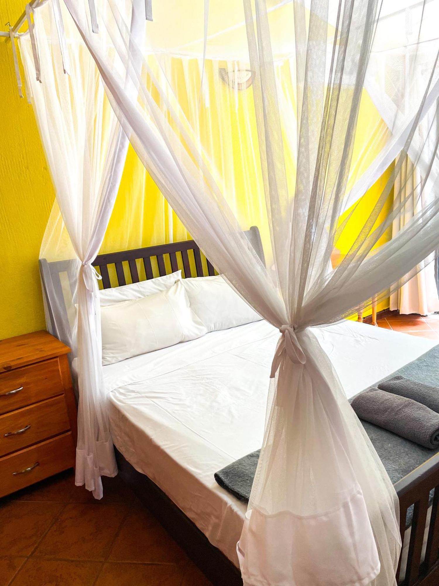 מרלות' פארק Kruger Park Hostel מראה חיצוני תמונה